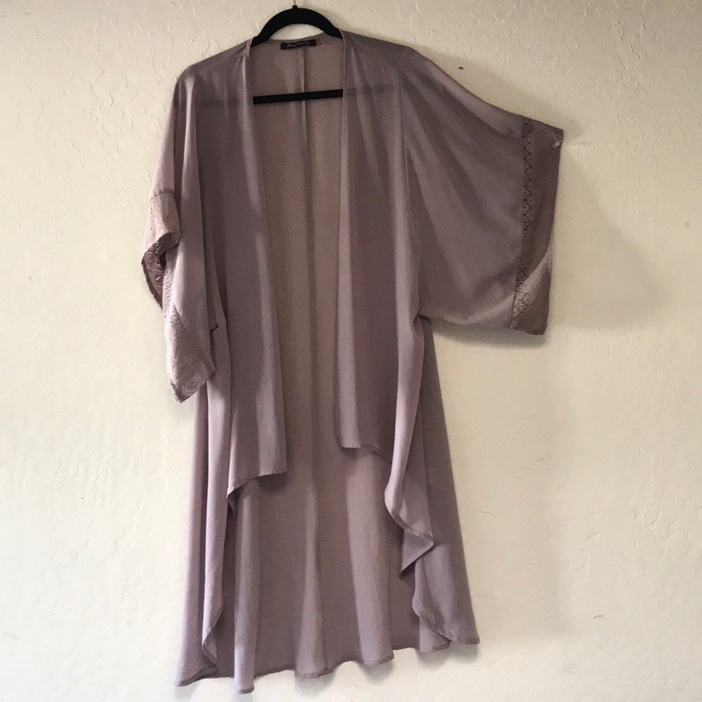 Festival embroidered sleeve kimono